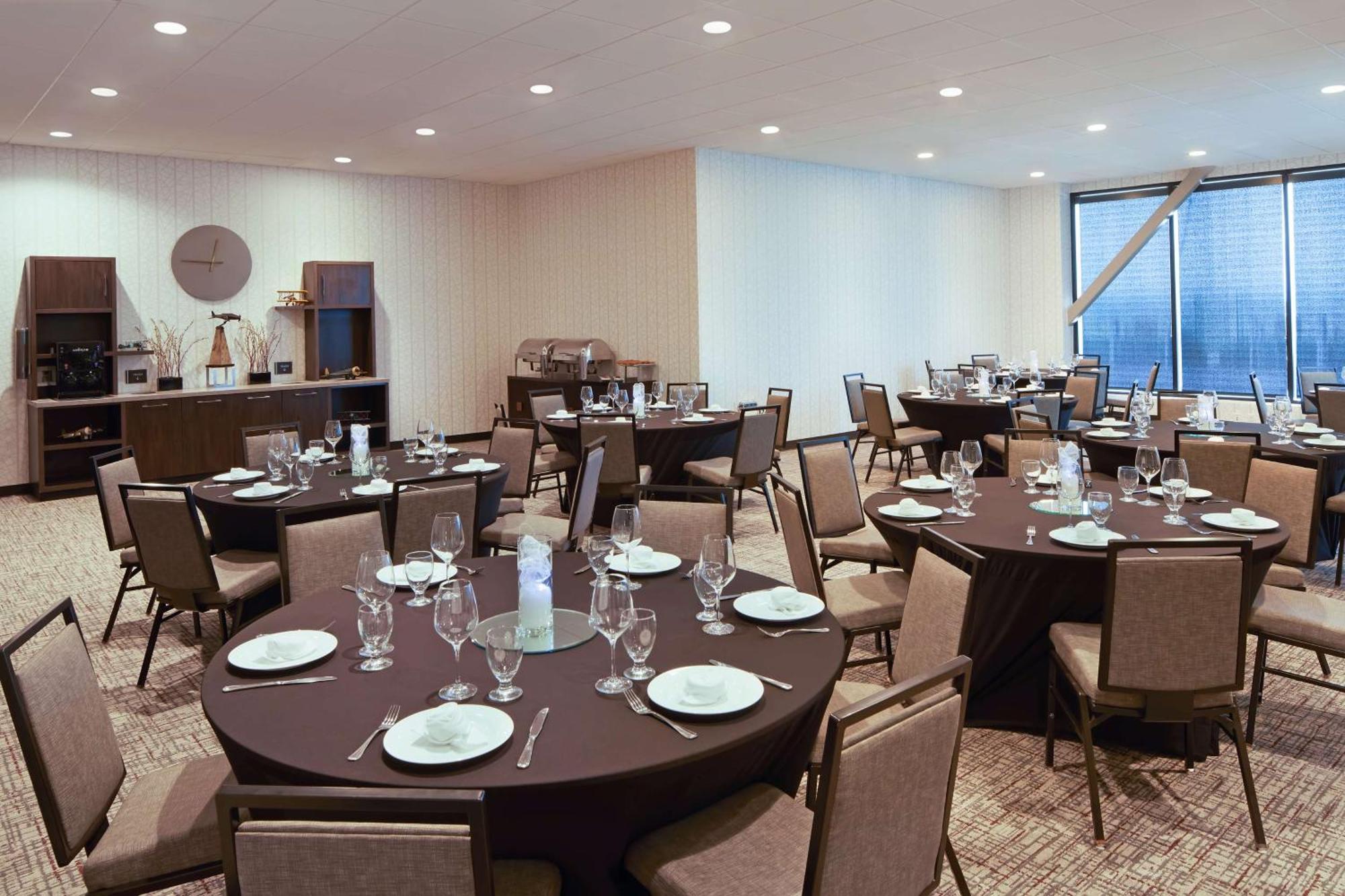 Hotel H Angeles, Curio Collection By Hilton 4*