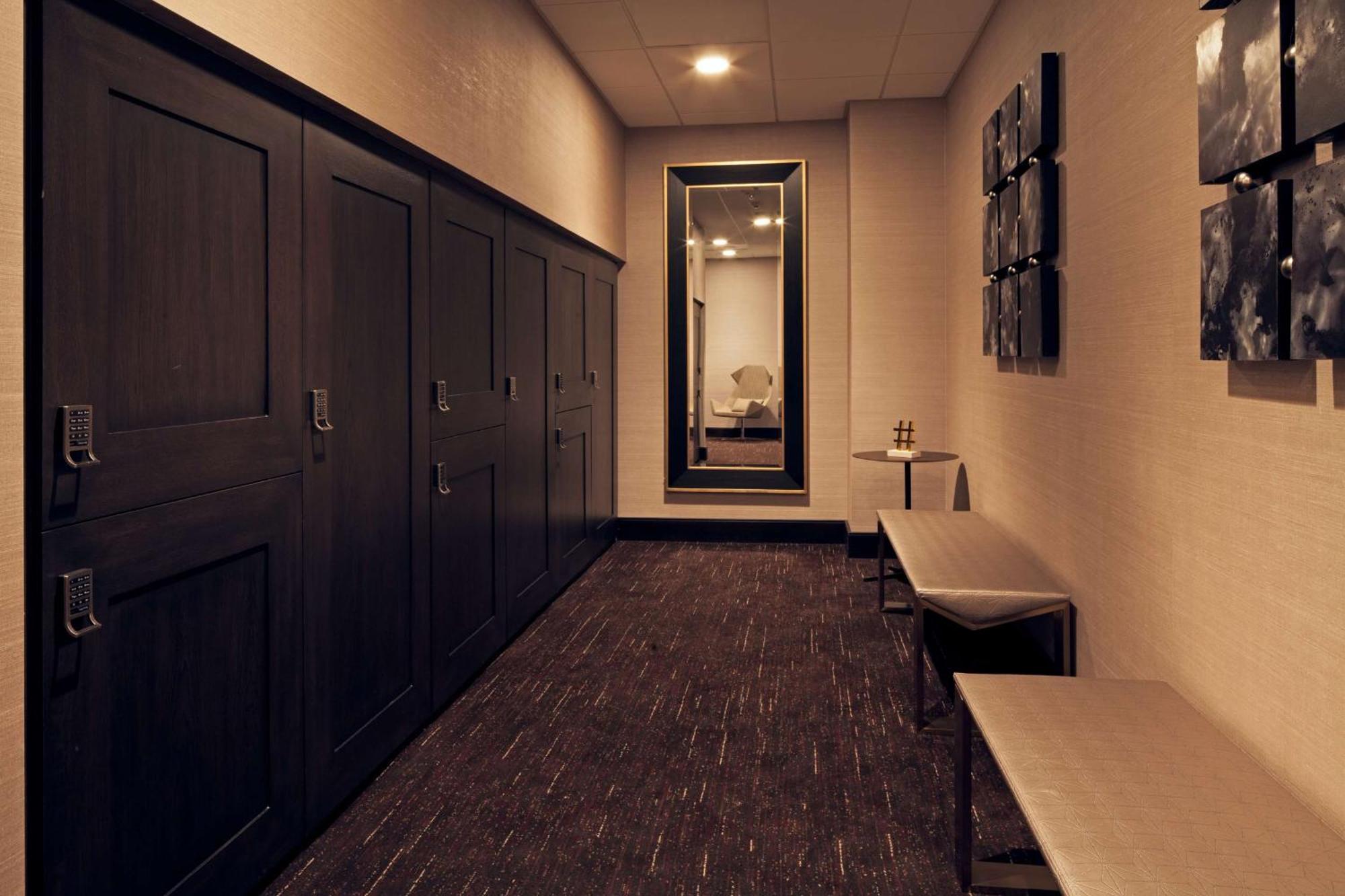 H Angeles, Curio Collection By Hilton Hotel Los Angeles