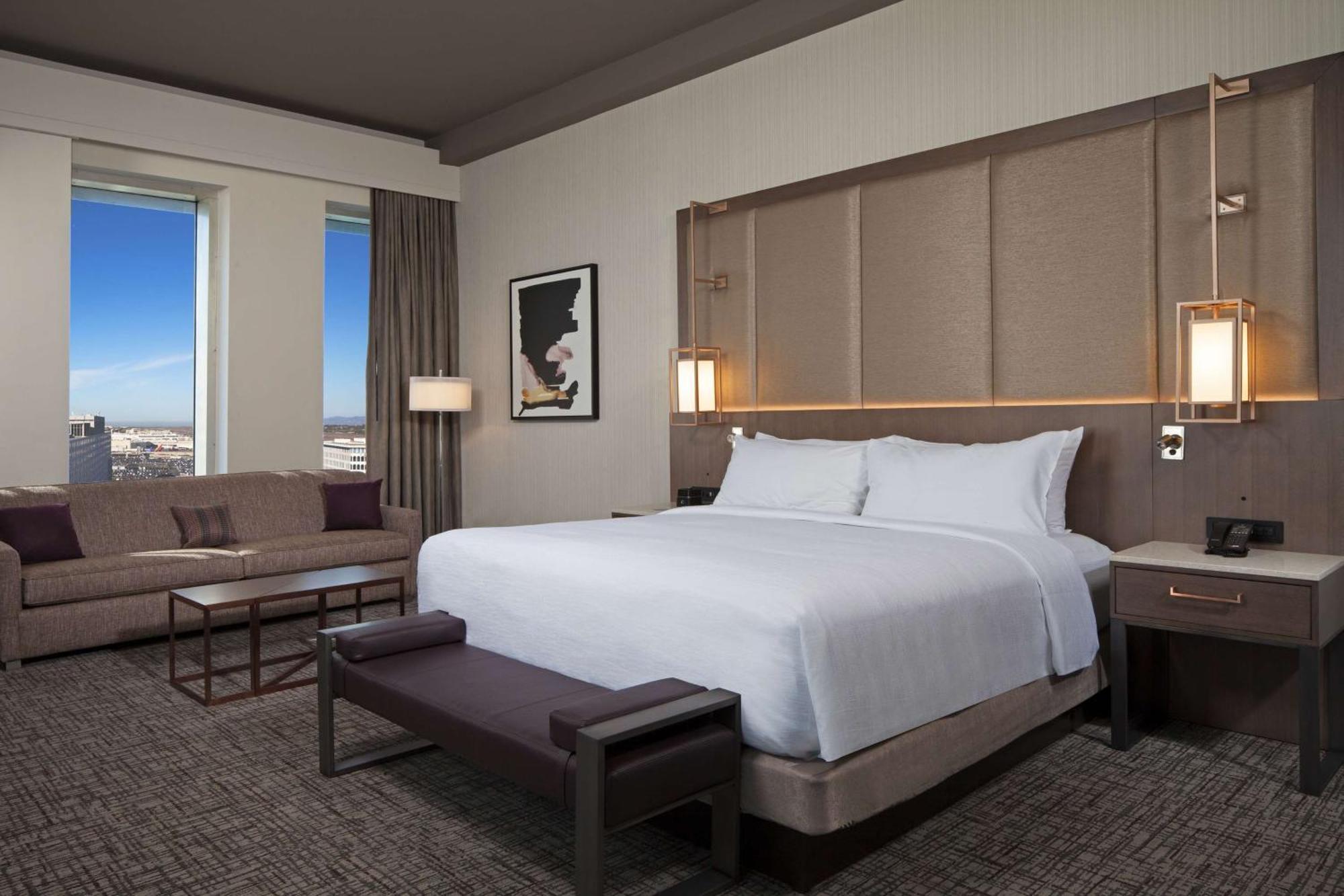Hotel H Angeles, Curio Collection By Hilton Los Angeles