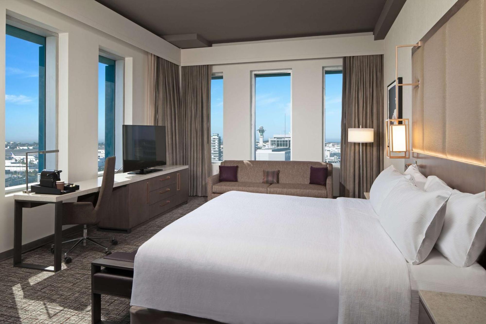 H Angeles, Curio Collection By Hilton Los Angeles