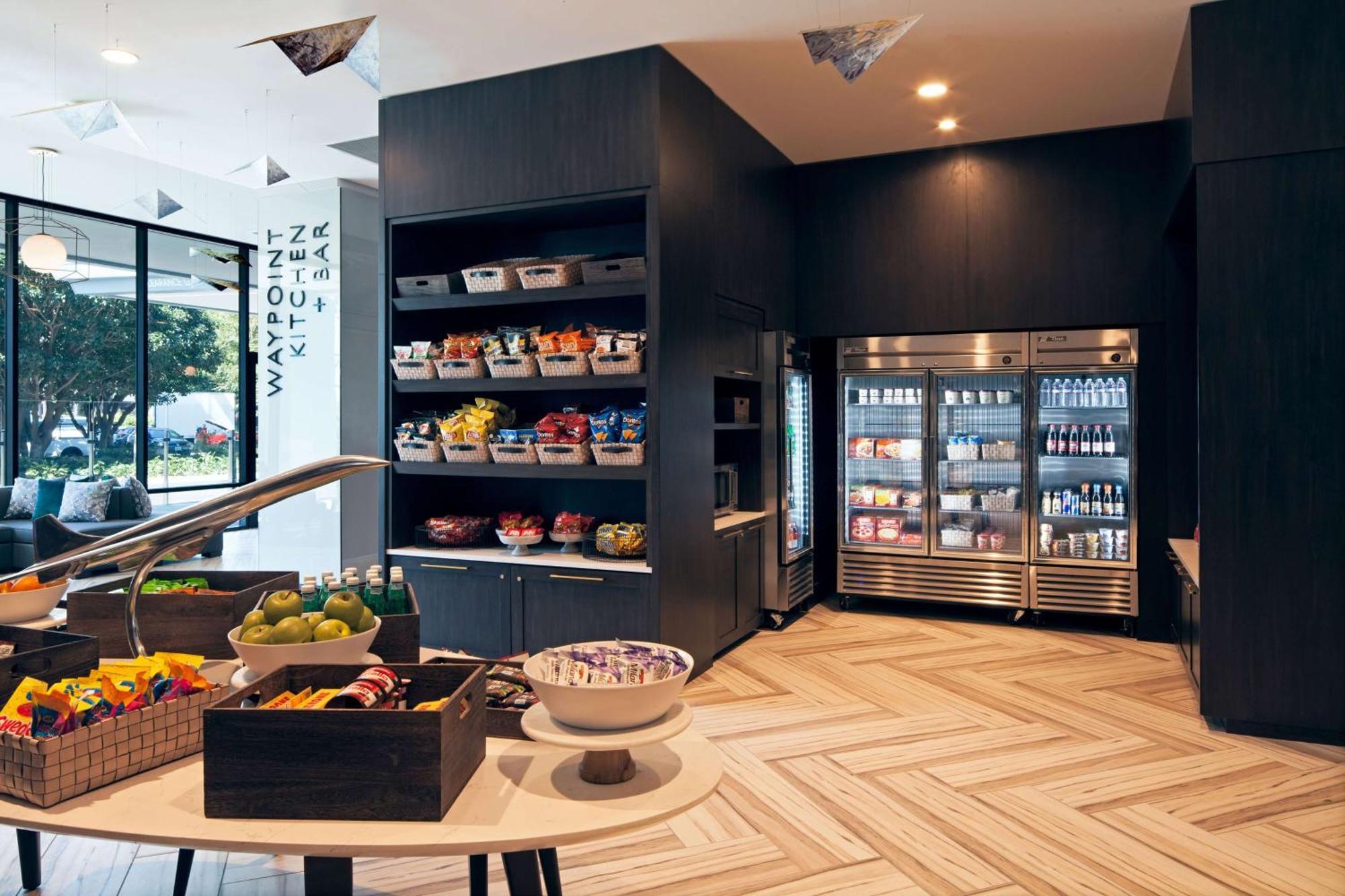 Hotel H Angeles, Curio Collection By Hilton 4*
